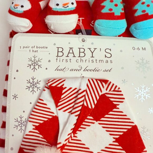 Babys First Christmas Gift Set Embroidered Hat Booties Bibs Blanket Santa Plush - Picture 9 of 13